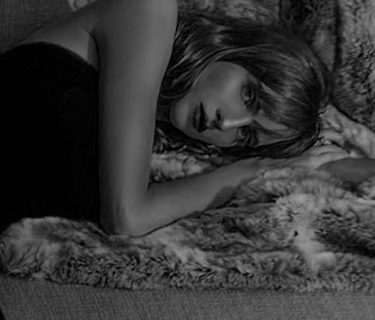 Chaise: banner_a_99 1